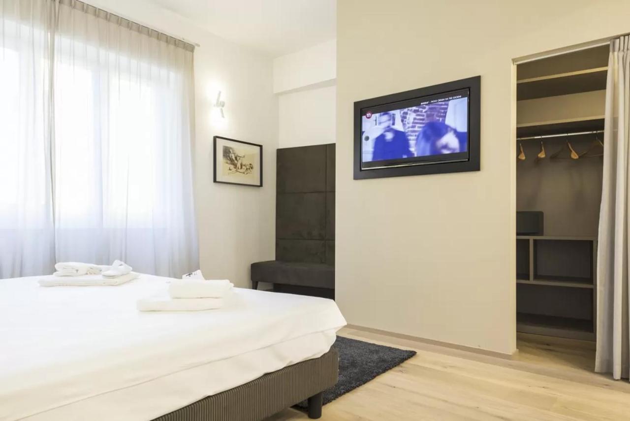 Italianway - Vittorio Emanuele 15 Apartment มิลาน ภายนอก รูปภาพ